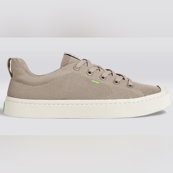 Cariuma IBI Low Sand Knit Sneakers - Picture 3 of 15